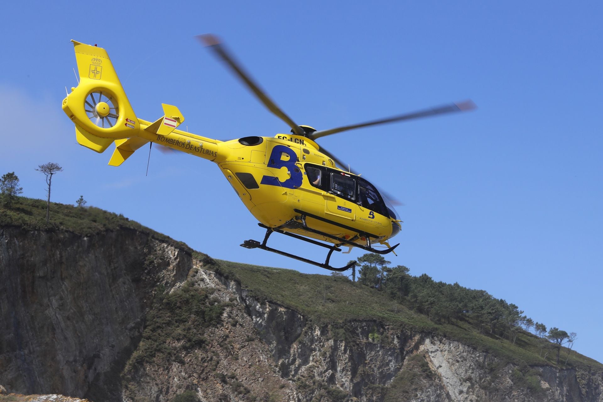 Dos rescates de montaña en cuatro horas en Tineo y Parres