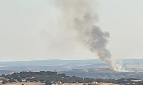 Se desata incendio en Calañas, Huelva: seis medios aéreos y terrestres combaten las llamas