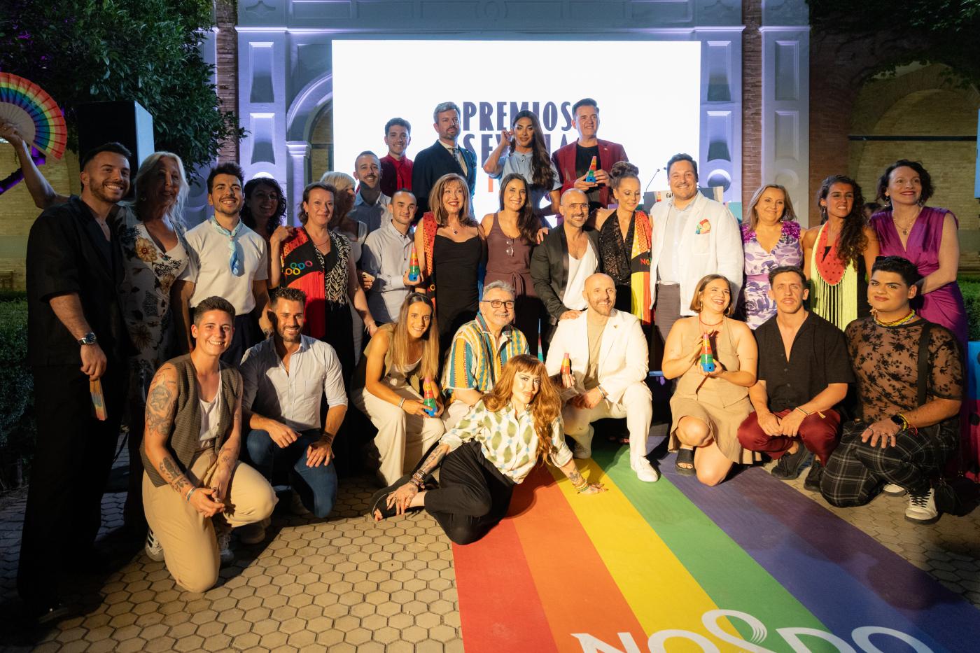 Una veintena de galardonados en la I Gala de Premios LGTBIQ+