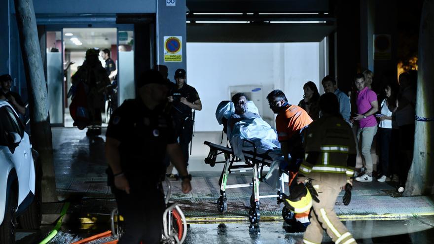 Un incendio en una residencia de ancianos se salda con un fallecido, 19 heridos y 45 evacuados en Zaragoza