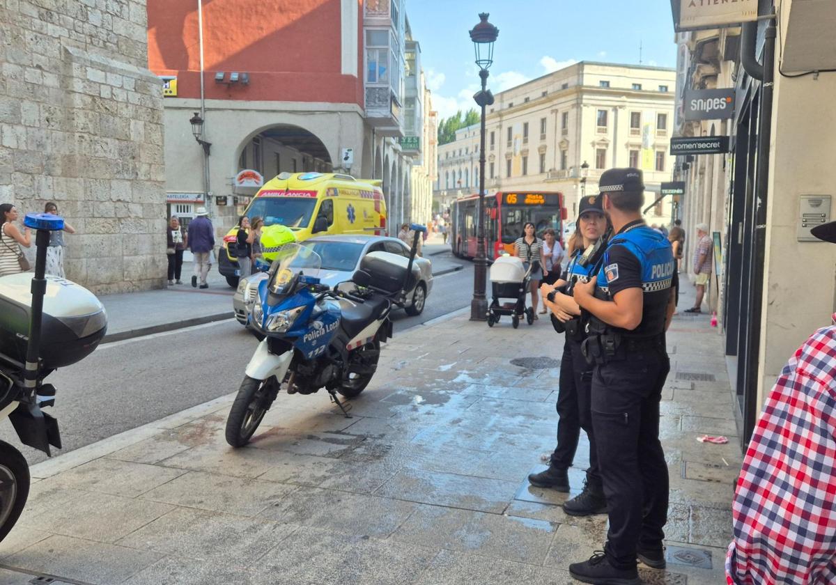 Susto en el centro de Burgos por la aparatosa caída de una anciana