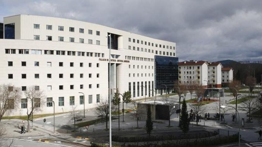 Condenado en Pamplona por causar fracturas en la cara a otro joven con una patada de taekwondo