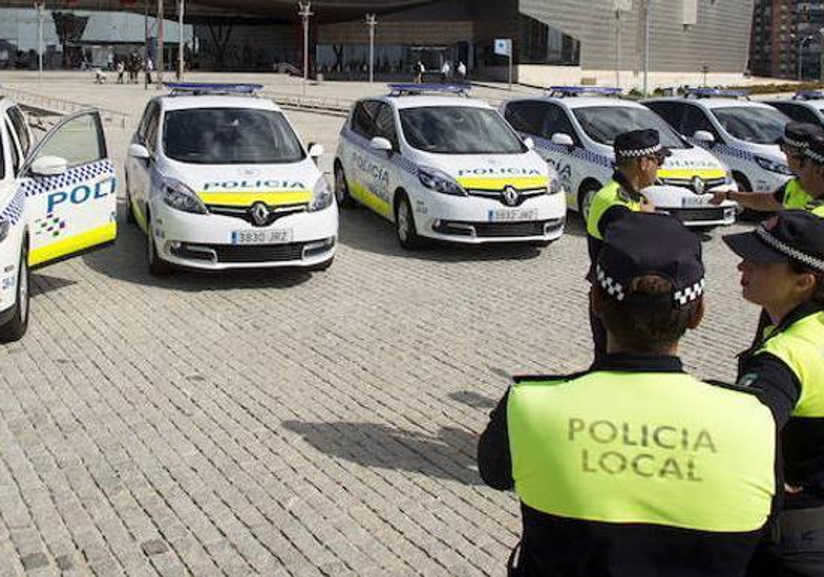 Conductor quintuplica tasa de alcohol al volante y se salta semáforo delante de la policía en Málaga