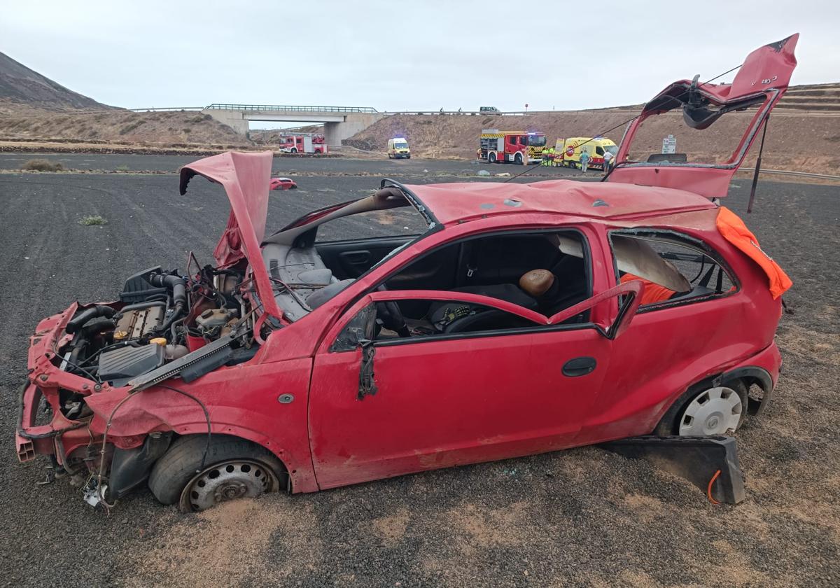 Un hombre herido tras el vuelco de su vehículo en Teguise