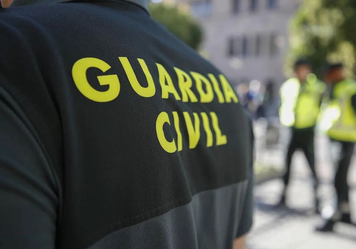 Desarticulada célula yihadista en Salamanca: detenidos dos hombres por la Guardia Civil.