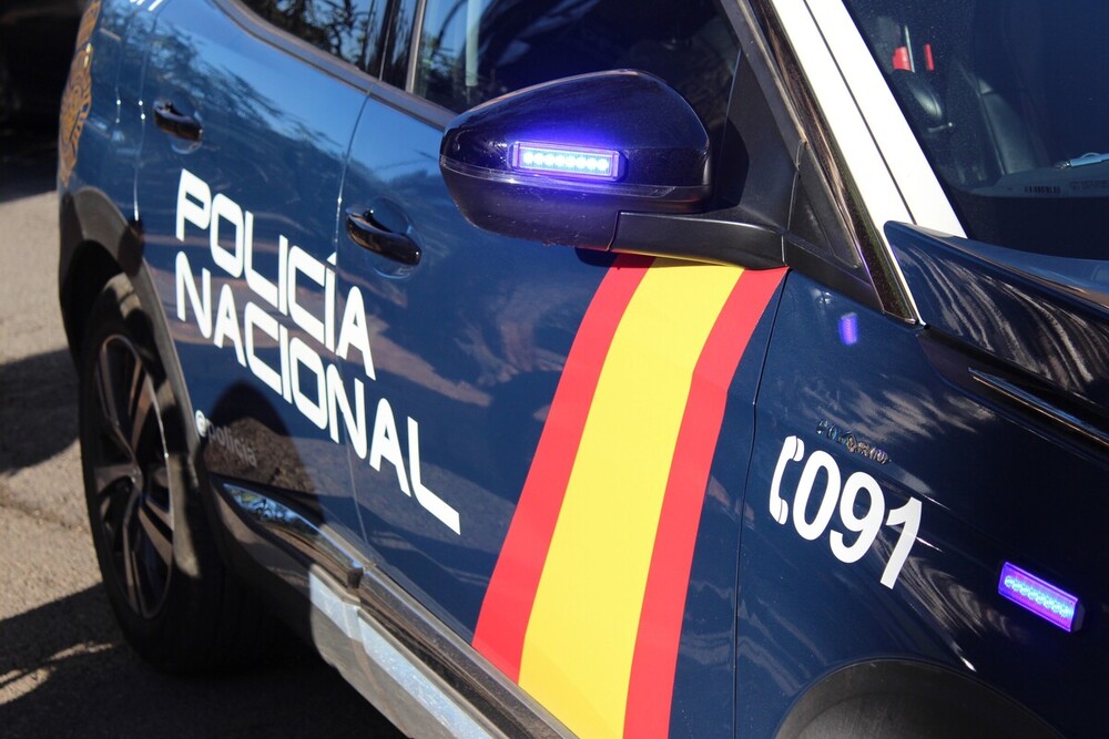 Detenidos en Valladolid por allanamiento de morada: ocupaban vivienda ajena con pertenencias personales.