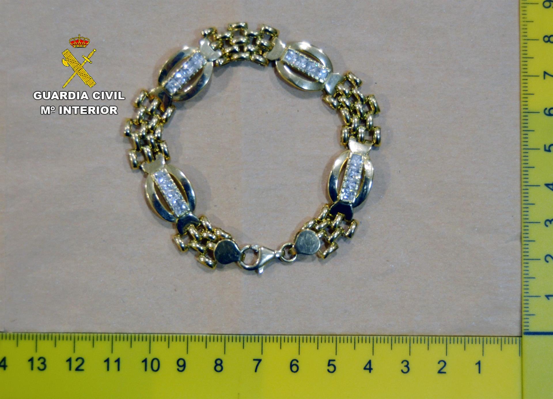 Detenida por robar joyas en la casa de su vecina en Cieza con unas llaves extraviadas