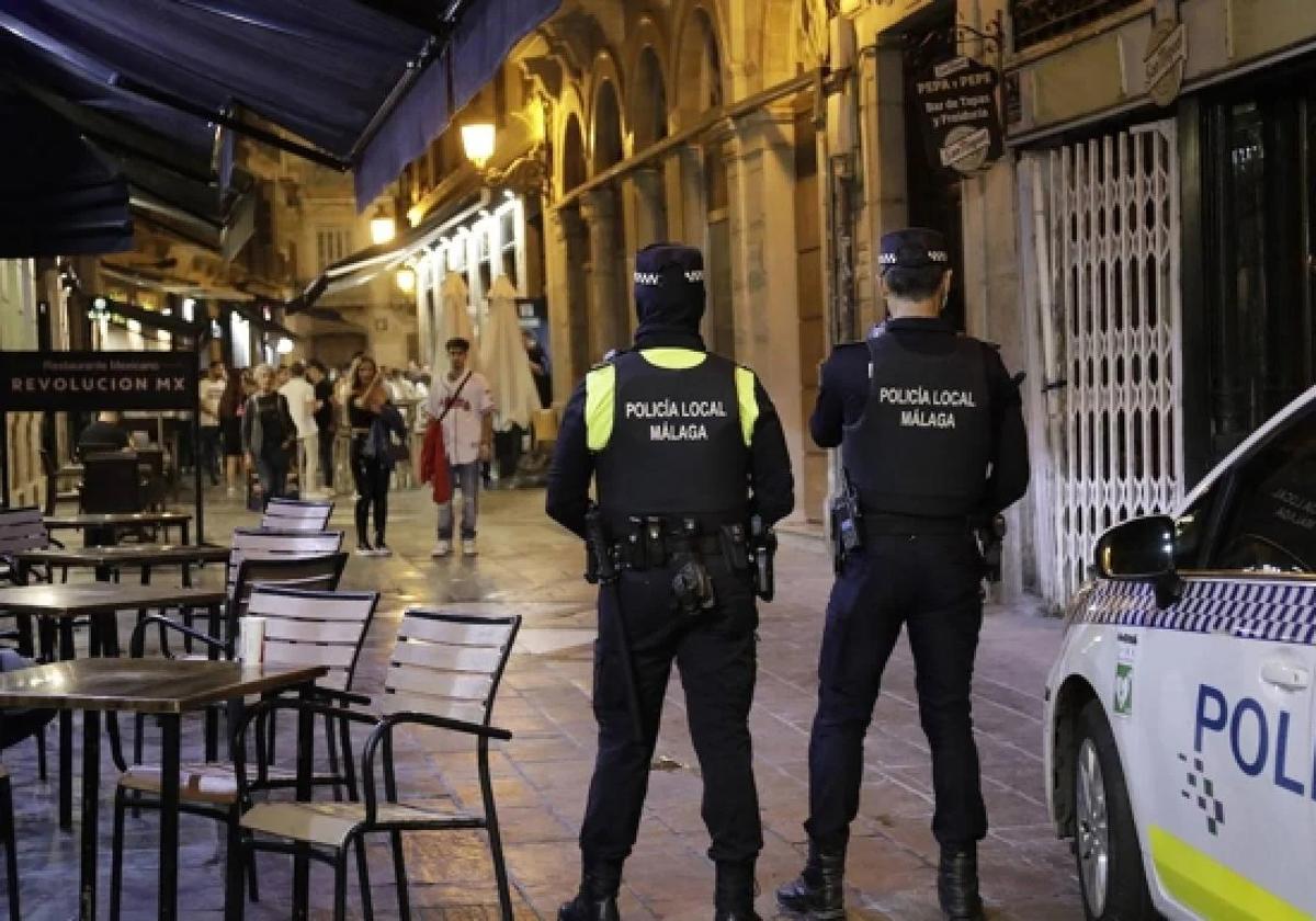 Detenido en Málaga por ofrecer «la mejor cocaína de la ciudad» a policías de paisano