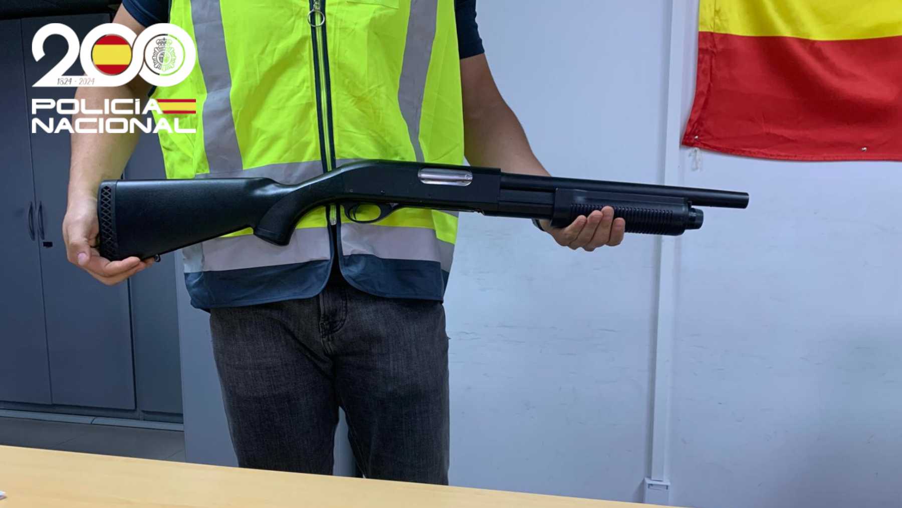 Detenido en Palma por amenazar con una escopeta simulada a una camarera por no servirle más alcohol
