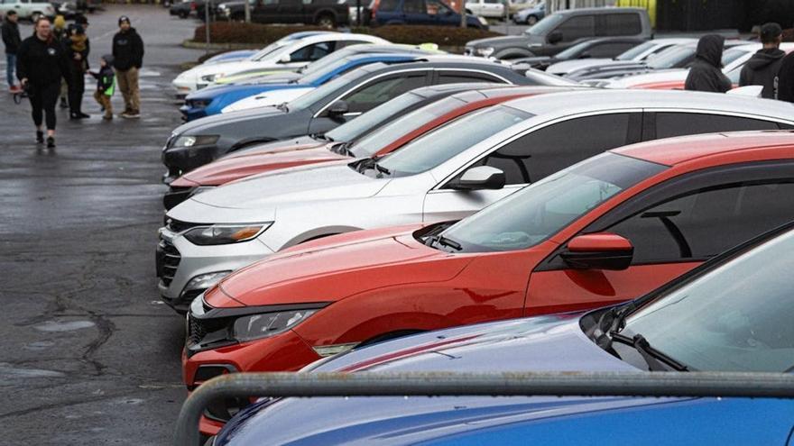 Varios menores detenidos en Hondarribia por daños en vehículos estacionados