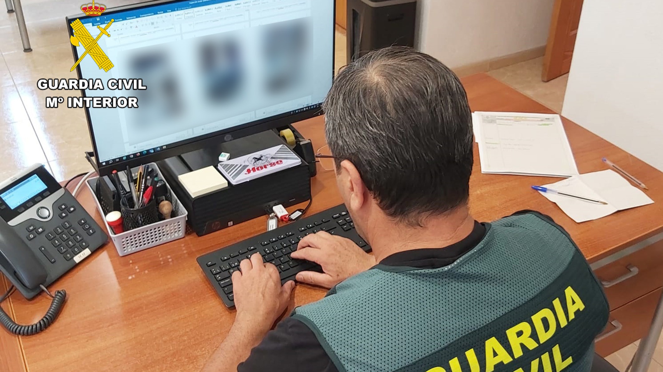 Investigan a un menor de Totana por crear imágenes de desnudos de compañeras con inteligencia artificial