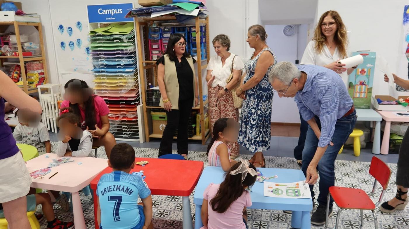 Visita a la escuela de verano de Utrera - JUNTA DE ANDALUCÍA