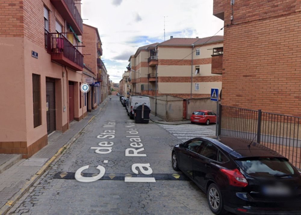 Choque sin heridos entre dos turismos en San Lorenzo