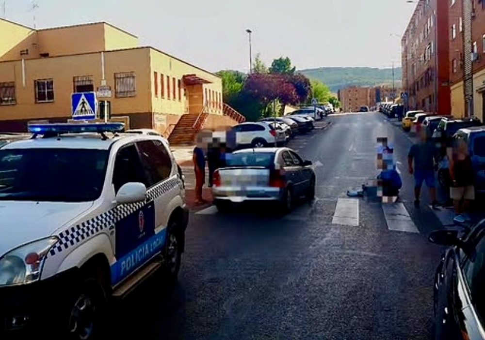 Atropellan a una mujer octogenaria en la calle Río Fresneda