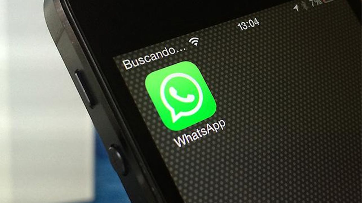 WhatsApp en el móvil, imagen de archivo.