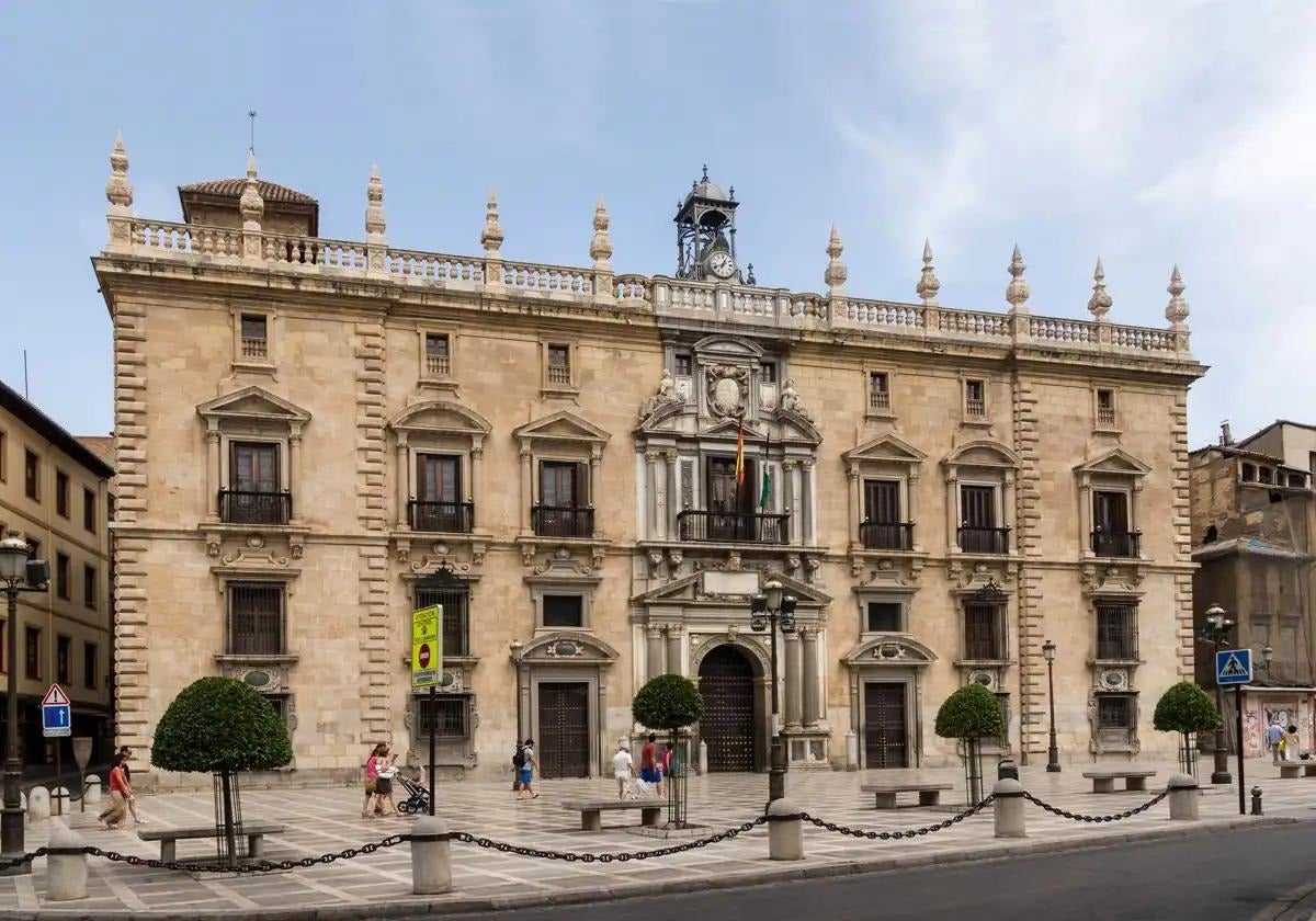 Confirmada condena a 13 personas por tráfico de drogas desde Marruecos a Málaga y norte de España o Francia, incluyendo a dos guardias civiles