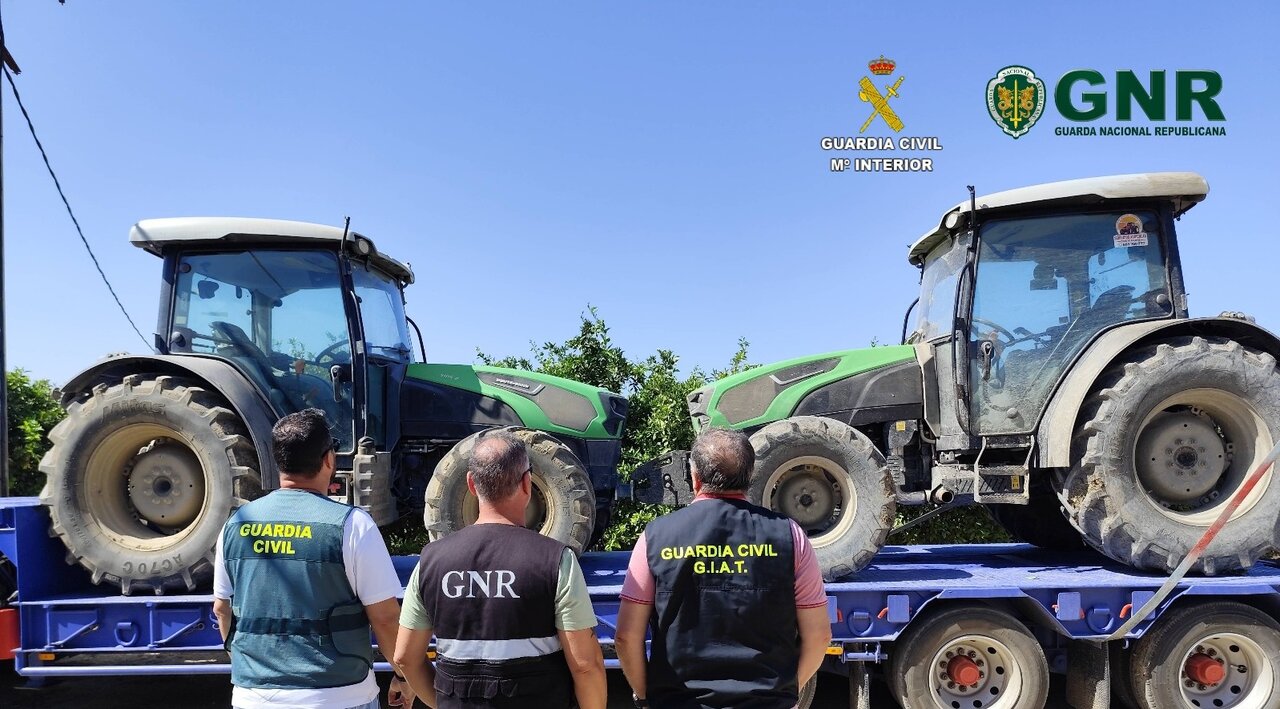 Aparecen en Aljaraque y Gibraleón tractores de alta gama robados en Portugal