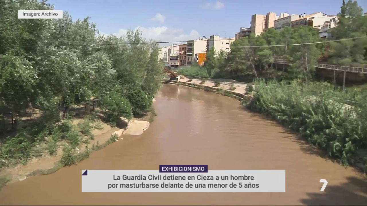 Arrestado por masturbarse frente a una menor de 5 años en Cieza