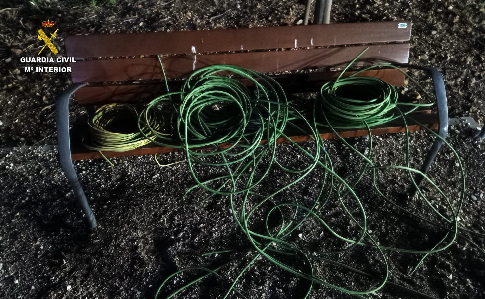 Detenidos dos españoles por robar cable del alumbrado público en Alovera