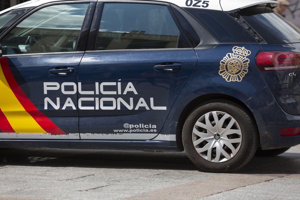 Dos jóvenes sorprendidos robando en empresa de Palencia