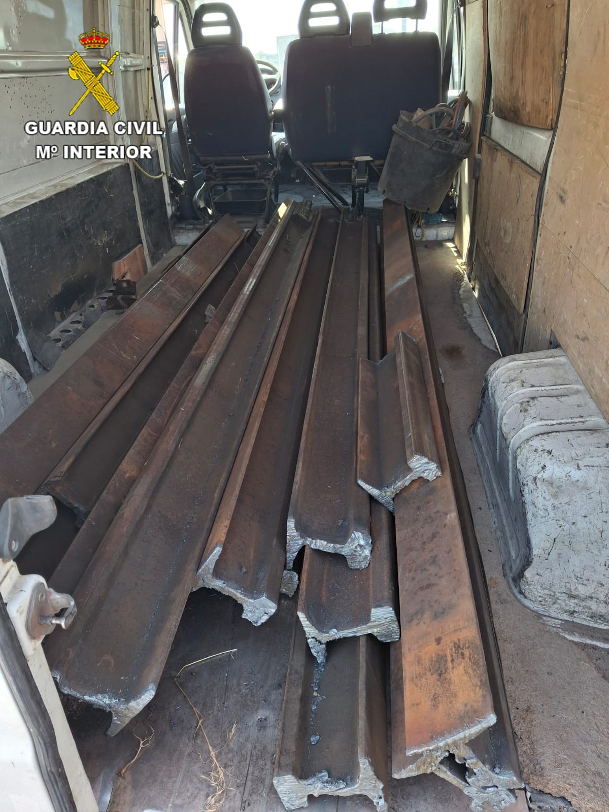 Una familia roba de forma reiterada los raíles del tren en Guadalajara y en Soria