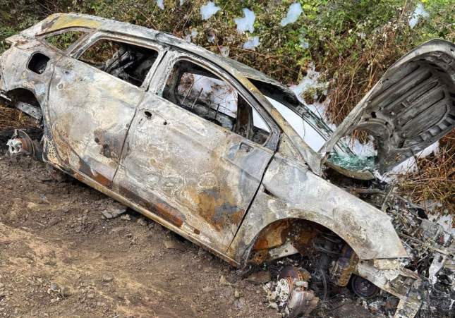 Hombre ebrio prende fuego a su coche en Santa Susanna y provoca incendio forestal