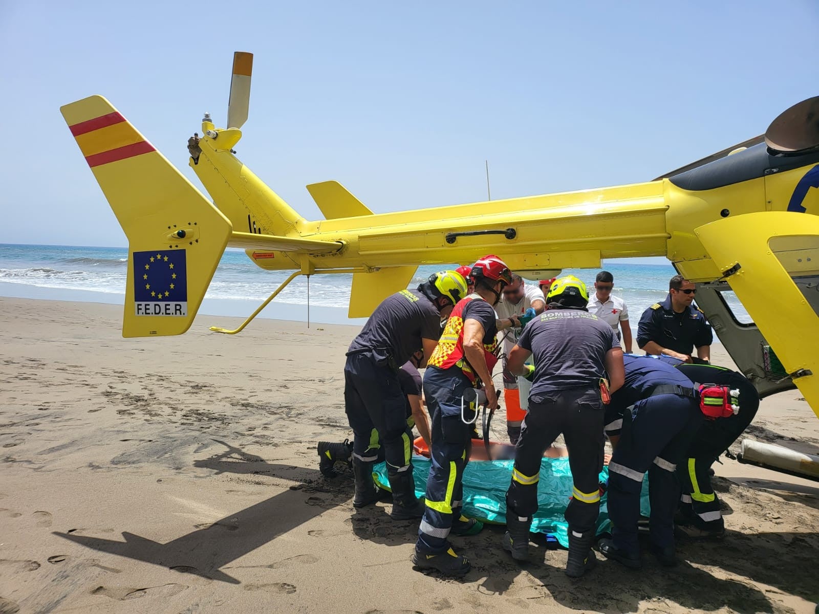 Rescatado un hombre que casi se ahoga en el sur de Gran Canaria