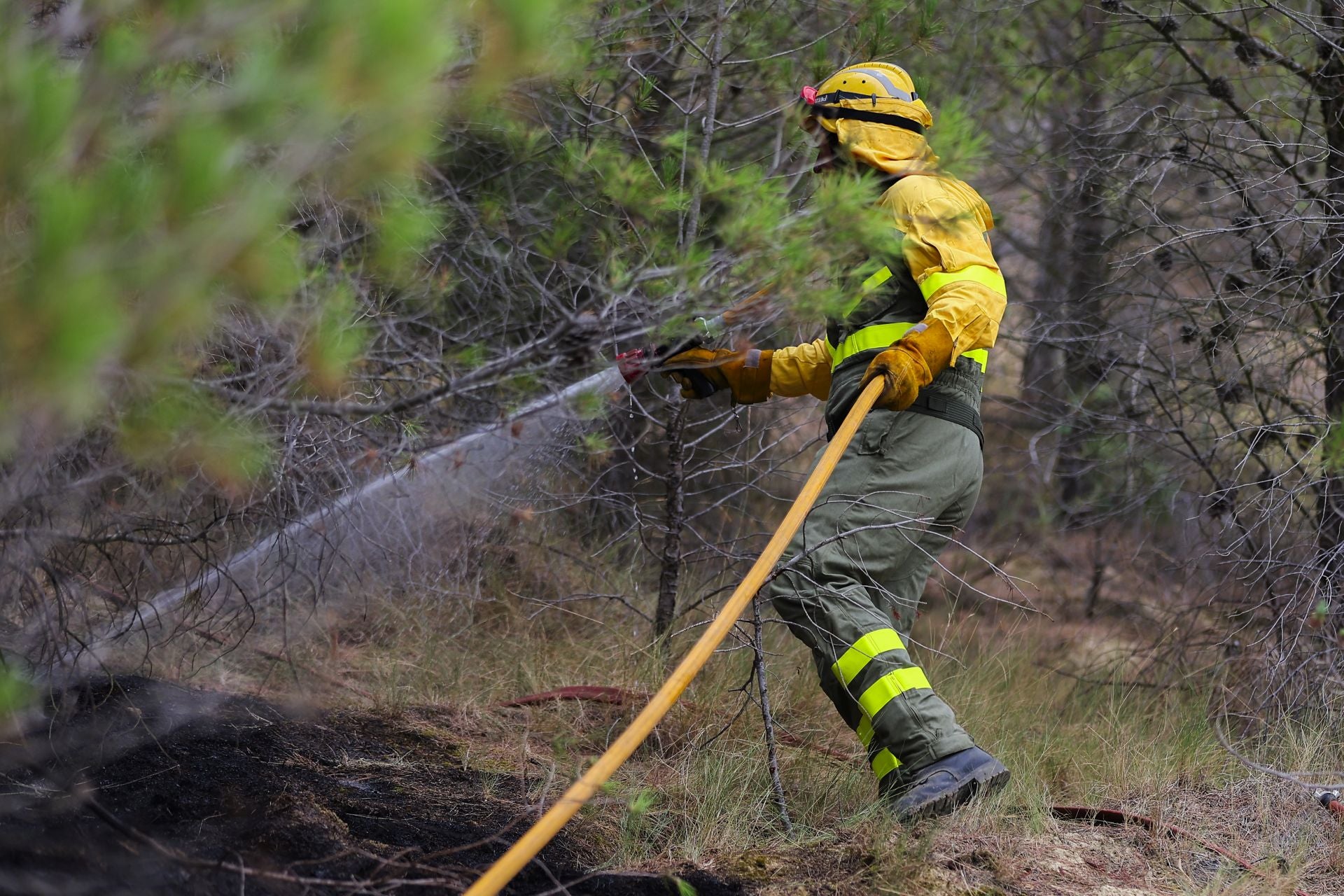 Sofocado un incendio agrario en Azofra que ha afectado a 800 metros cuadrados de matorral