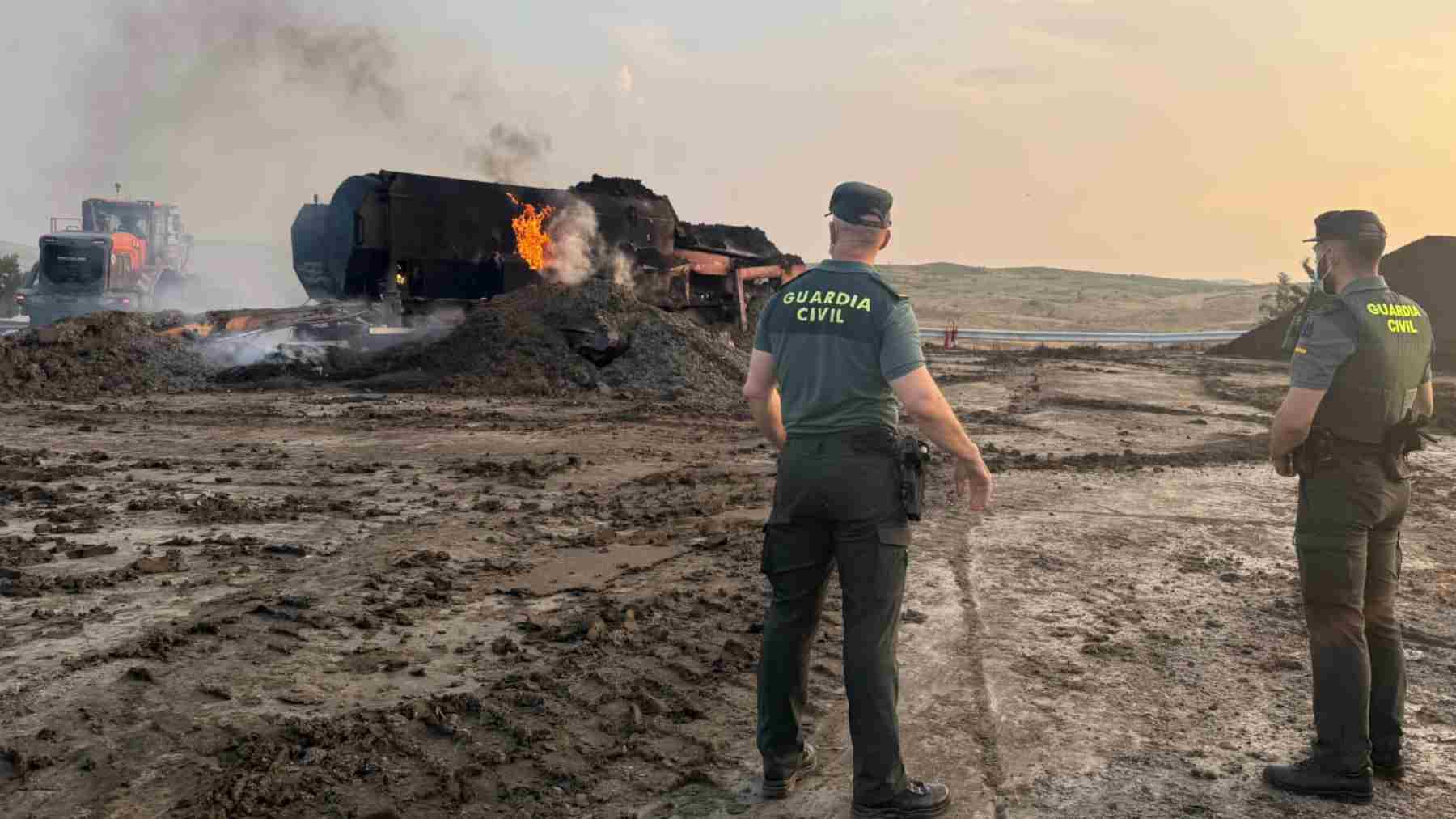 Sale ardiendo una máquina en una planta de reciclaje de Navarra y la Guardia Civil anuncia una investigación