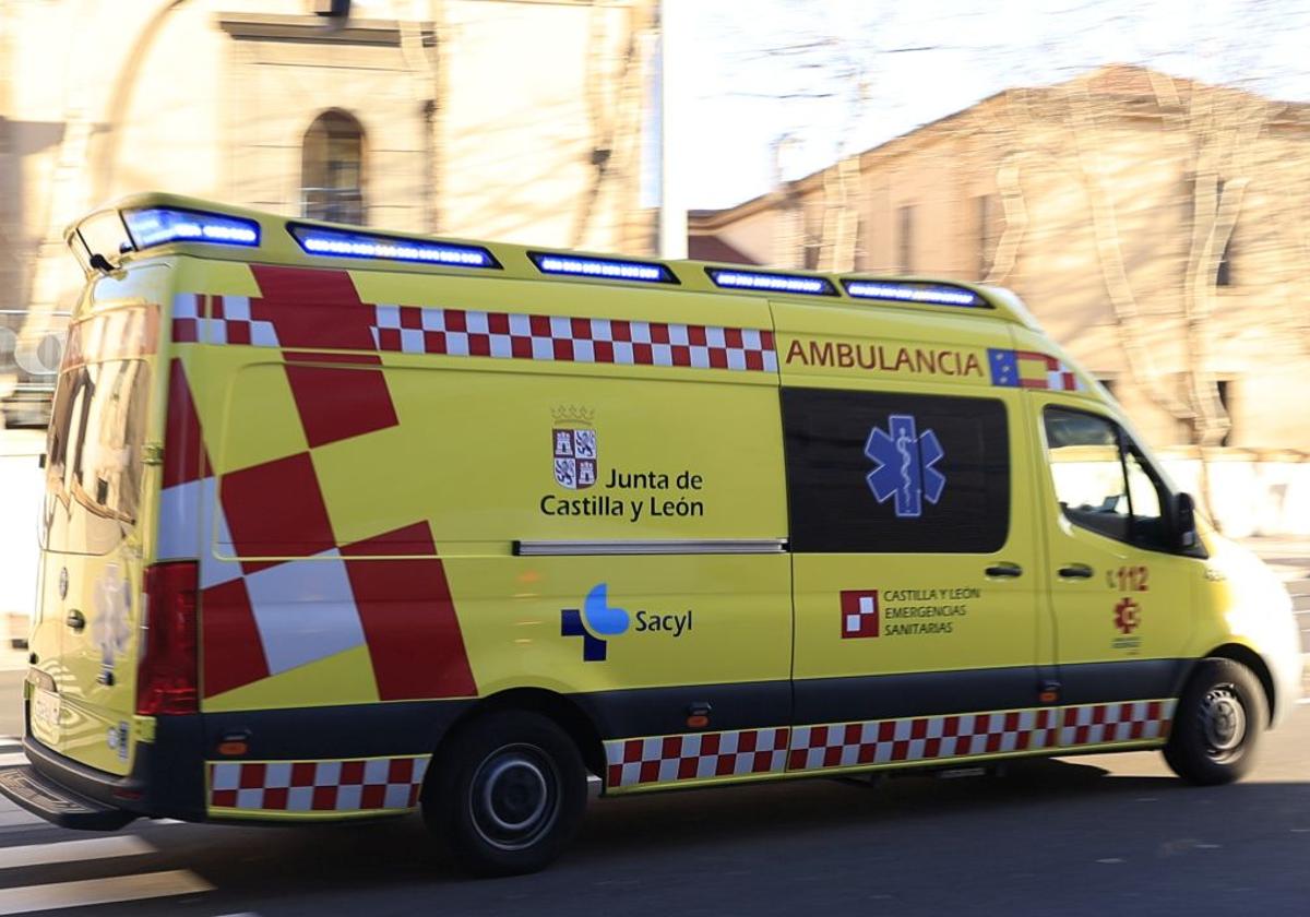 Mujer trasladada al hospital tras ser atropellada en este barrio de Salamanca