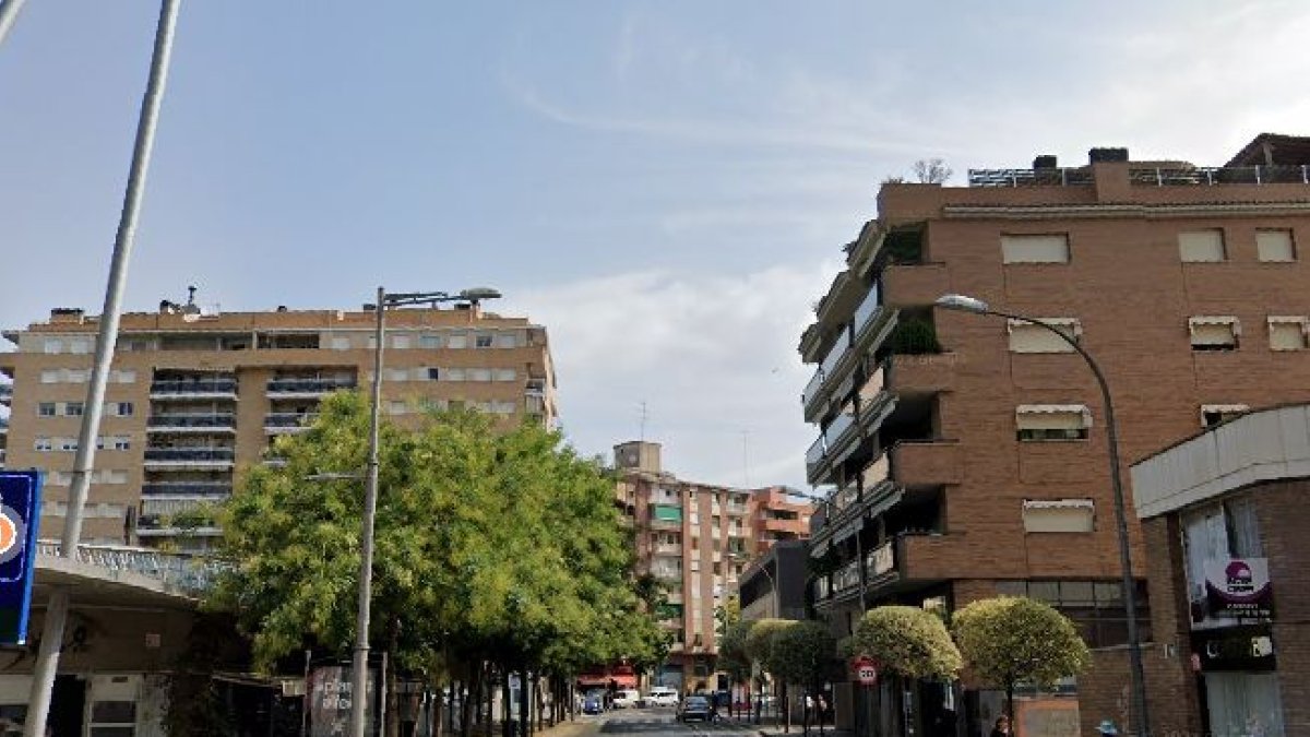 un hombre de 71 años agrede a un joven