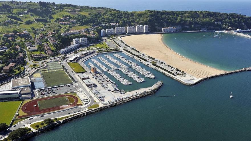 Rescatan a un buceador en el puerto de Hondarribia en una operación conjunta
