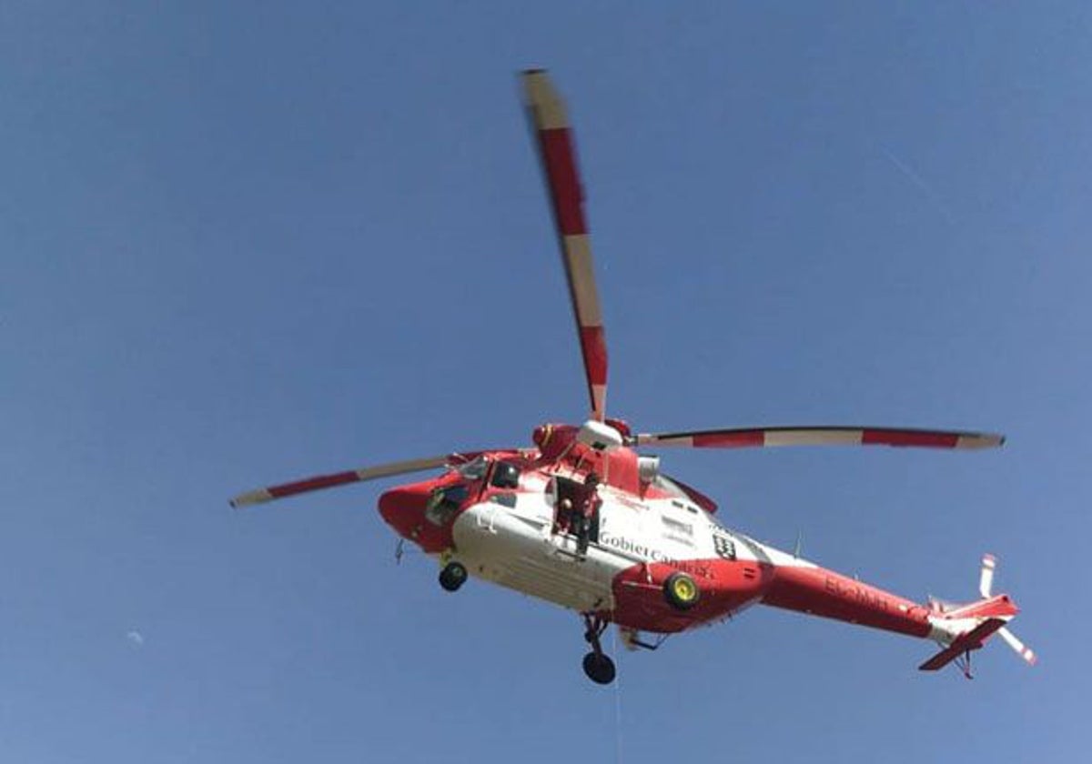 Rescatan en helicóptero a una menor tras sufrir un síncope por calor en una zona de difícil acceso de Fuerteventura