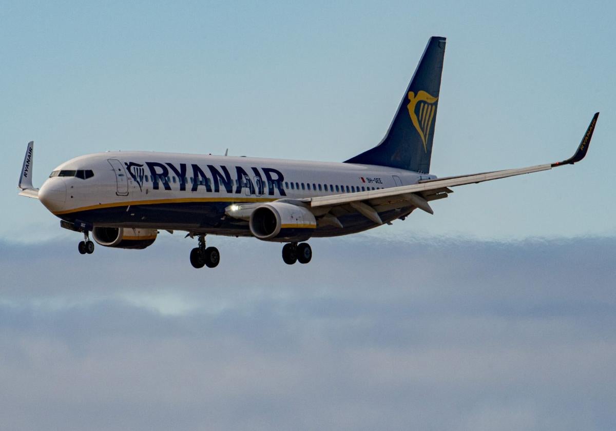 Ryanair aplaude sanción ejemplar a pasajero disruptivo en vuelo a Lanzarote