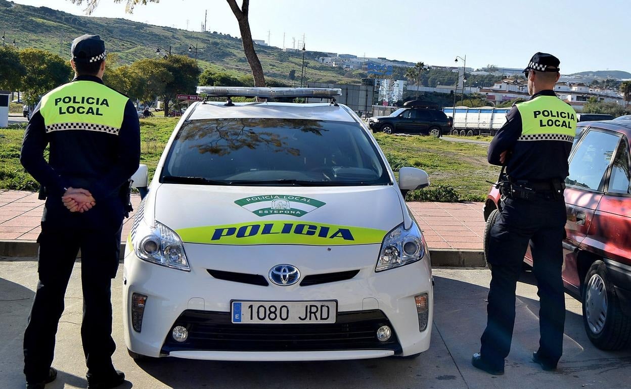 <p><strong>Tragedia en Marbella: Investigan la muerte de un menor de 17 años hallado junto a una moto</strong></p>