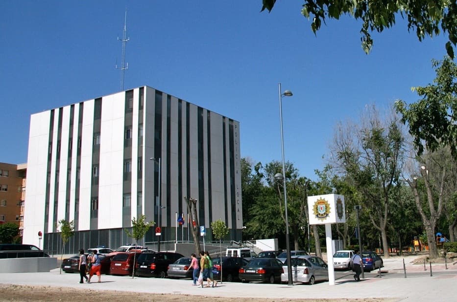 Vecinos de Coslada reducen a un ladrón tras un robo en la calle| Noticias para Municipios