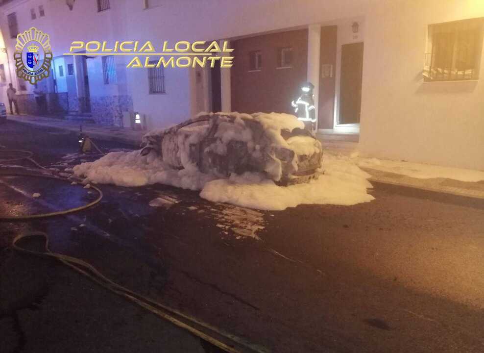 Así quedó el vehículo finalmente. Fuente: Facebook Policía Local Almonte