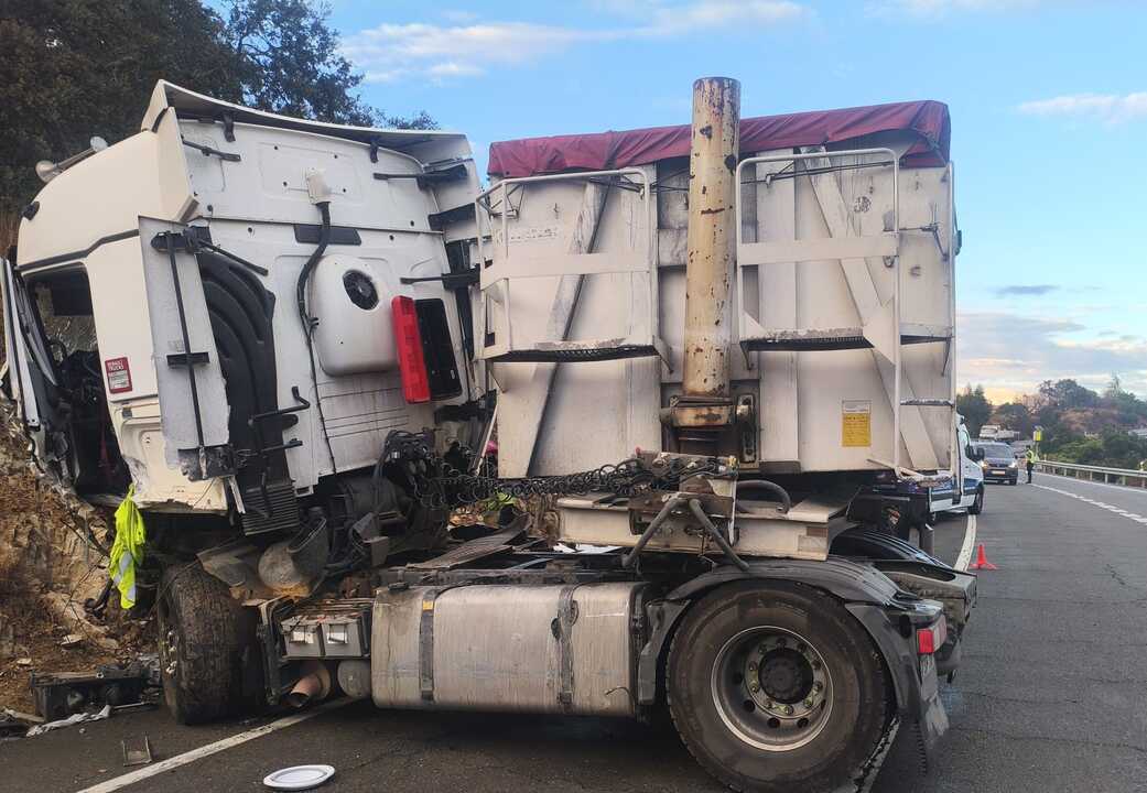 Grave accidente en la N-435: El conductor ha tenido que ser excarcelado