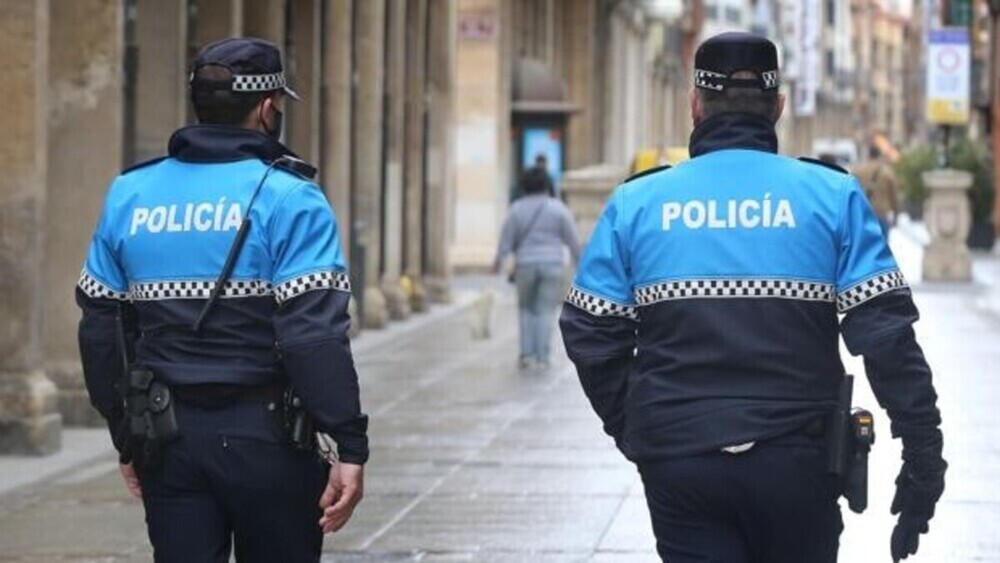 Agentes de la Policía Local de Palencia identifican a varios individuos por delitos de hurto y conducción bajo los efectos del alcohol