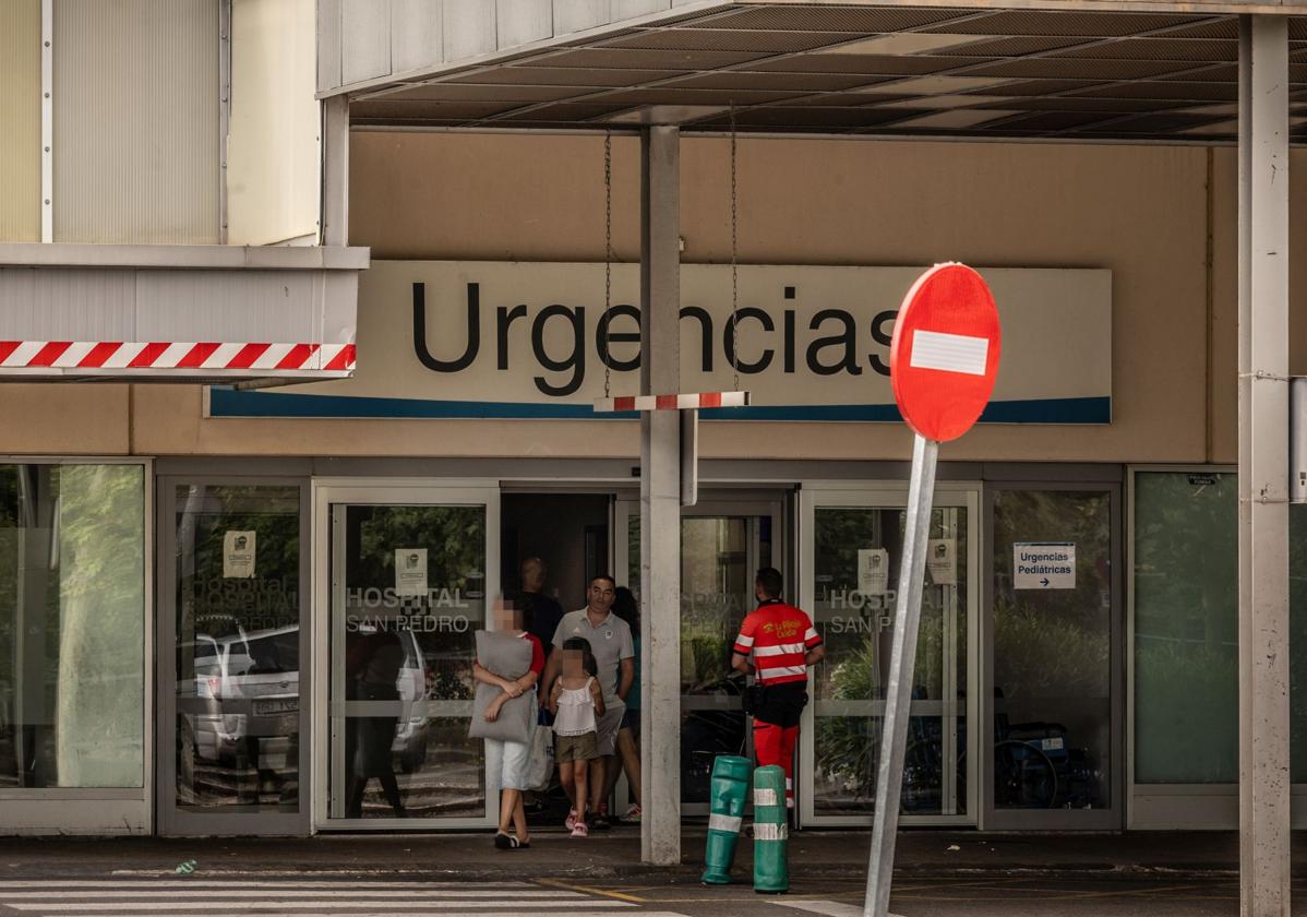 Herido un ciclista al sufrir una caída en la N-111 en Castañares de las Cuevas