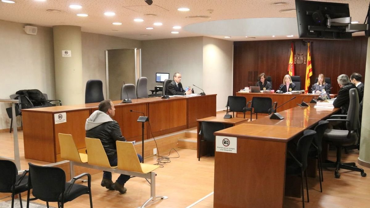 Condenado a 18 años por abusar de dos menores que tenía acogidas