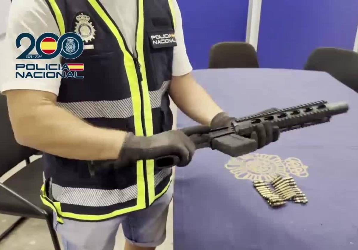 <p><strong>Desarticulada una red criminal tras el asesinato a tiros de un joven holandés en Fuengirola: seis detenidos y un implicado fallecido en un tiroteo con la policía neerlandesa</strong></p>