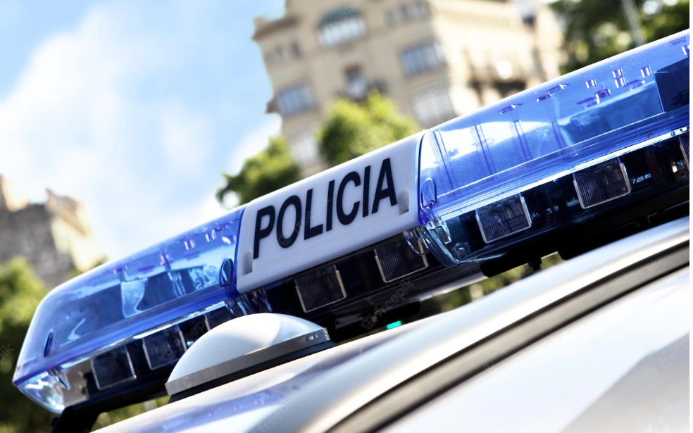 La Policía Nacional ha detenido en Jaca a un joven por estafa bancaria a una mujer de Zaragoza.