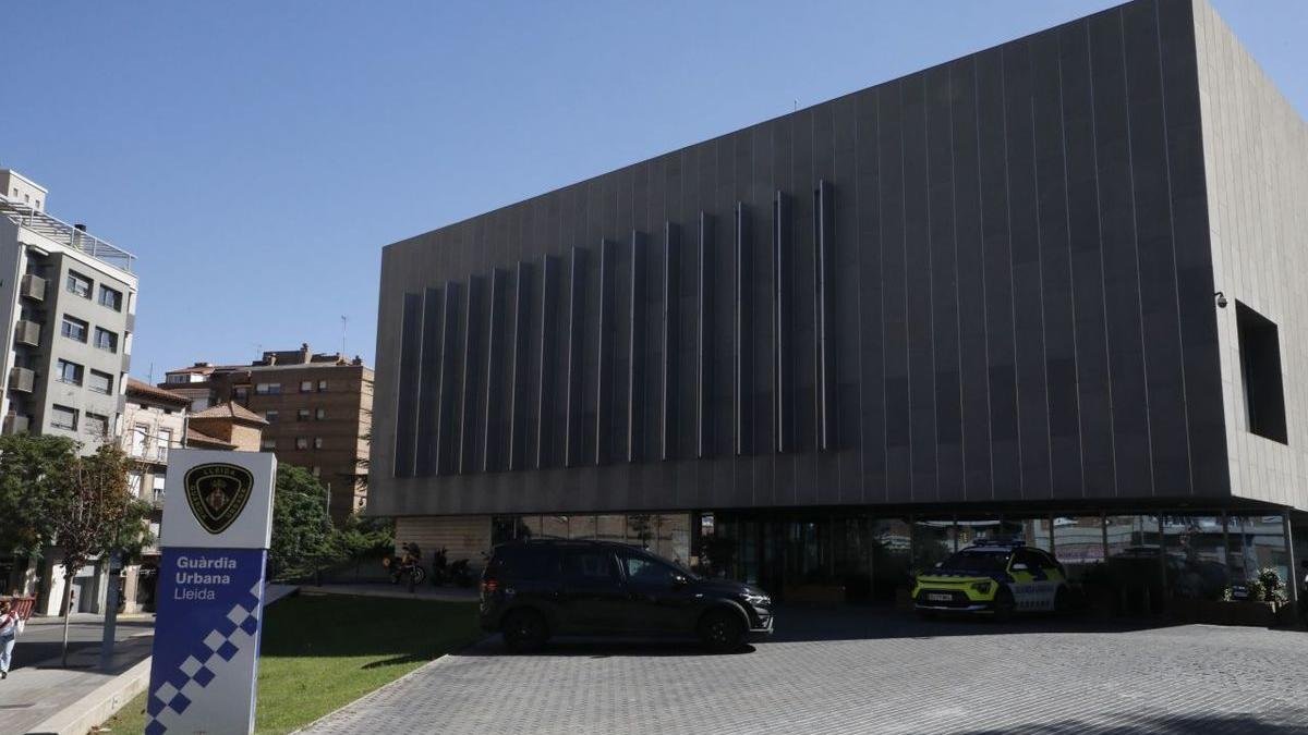 Arrestado por robar en un coche y estafa bancaria en Lleida
