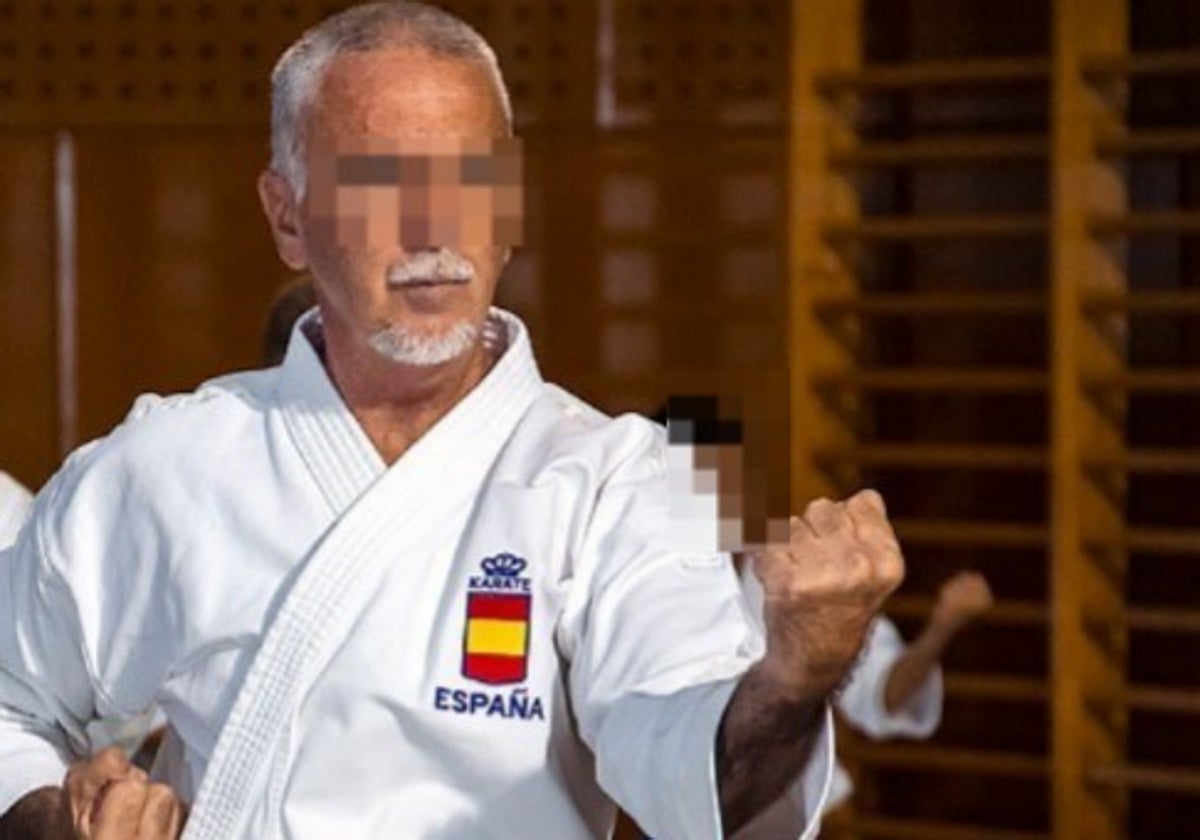 El entrenador de kárate de Torremolinos facilitó a dos de sus víctimas becas en un colegio privado del que era socio