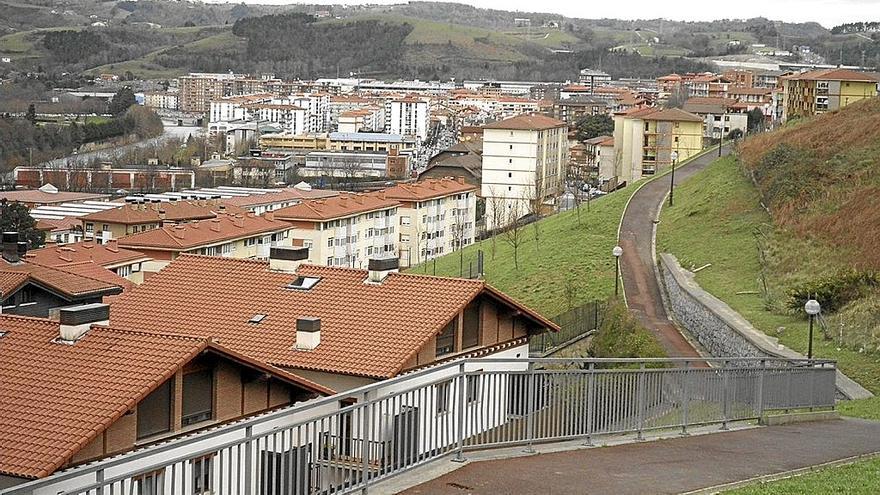 Detenido por agredir con un cúter a otro varón al que causó varios cortes en Lasarte-Oria