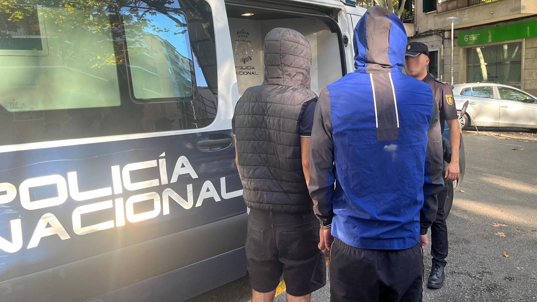 A la ‘caza’ del turista en una playa de Palma: robos violentos a punta de cuchillo