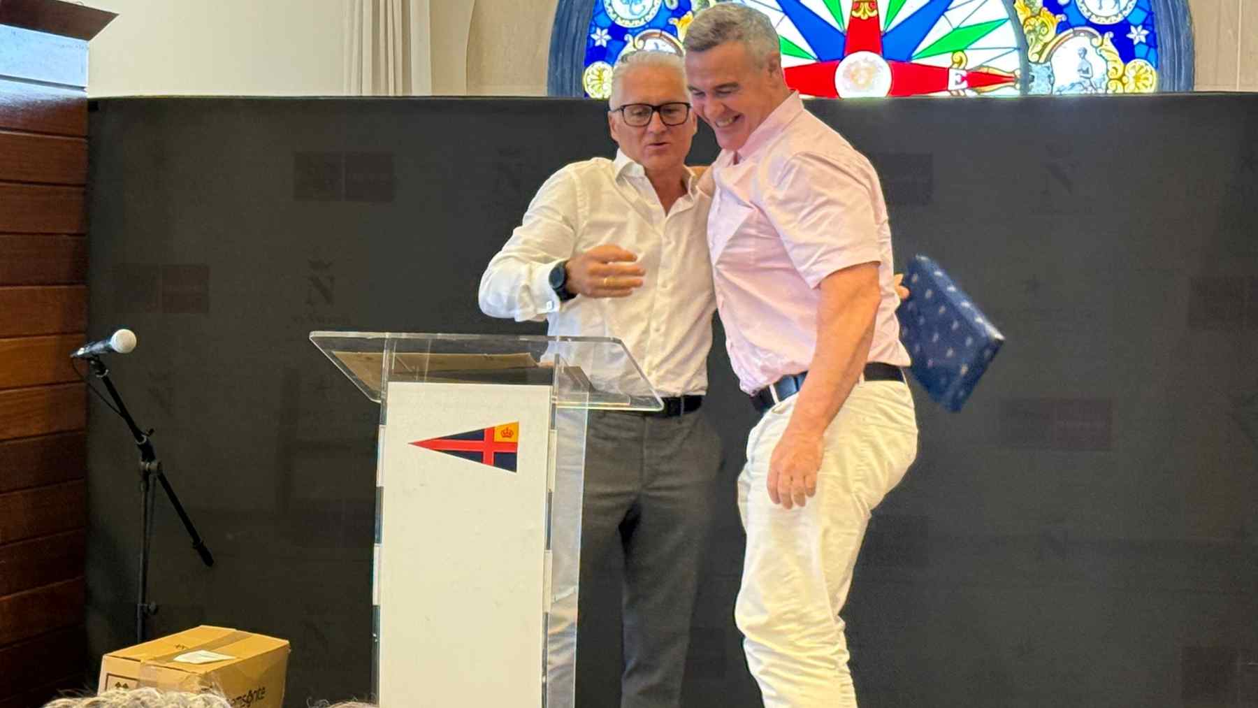 Emotiva despedida del subjefe de Policía de Baleares tras ser destinado en la embajada española en La India