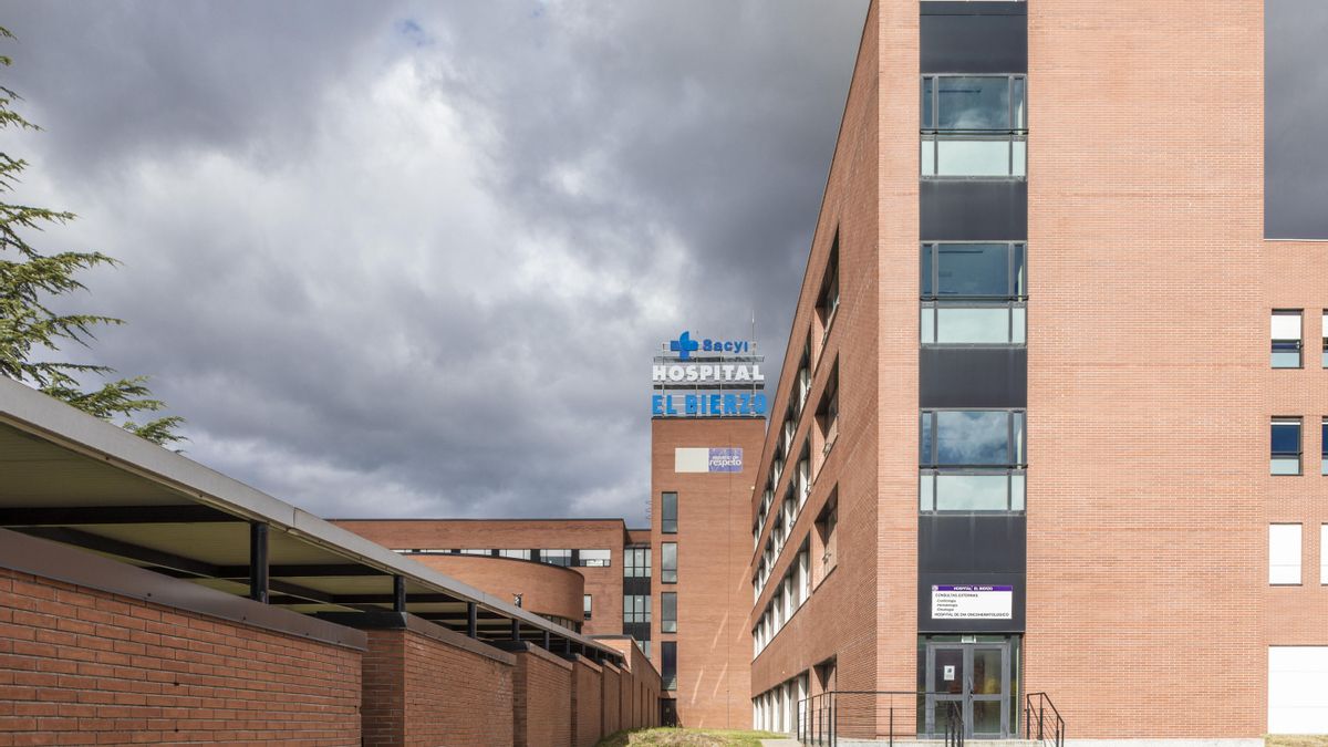 Dos mujeres trasladadas al Hospital El Bierzo tras vuelco de vehículo en Ponferrada