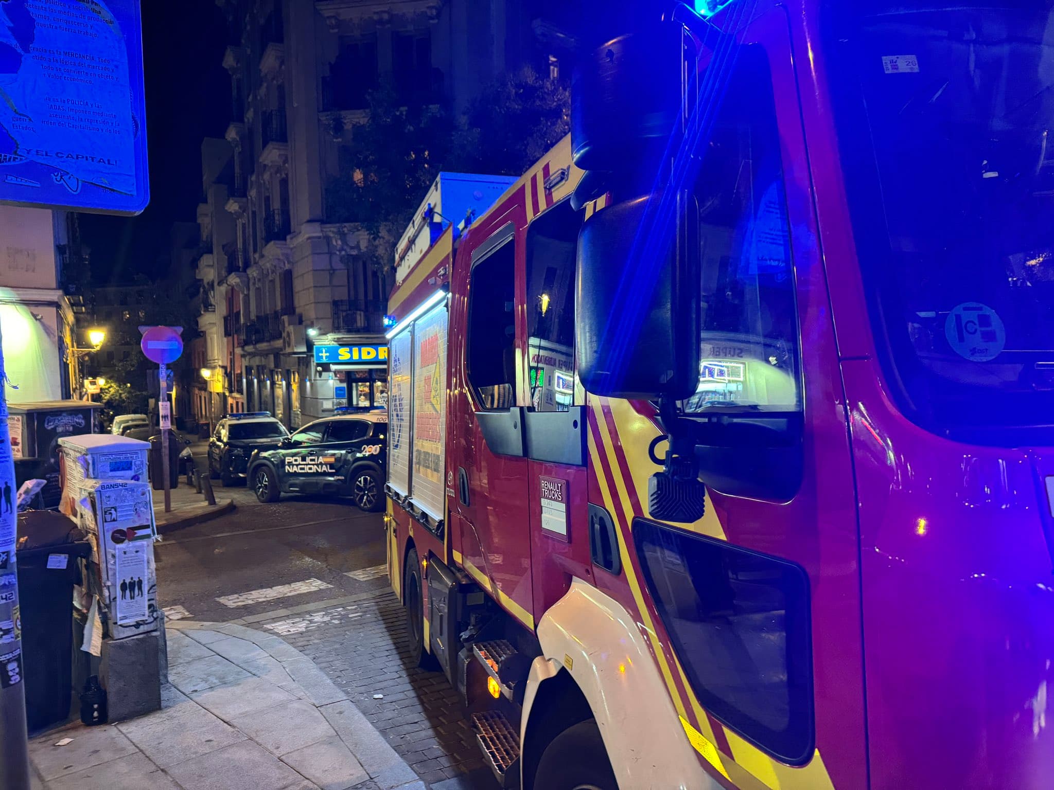 Hombre resulta gravemente herido tras amputación de cuatro dedos en Madrid por explosión mientras manipulaba material